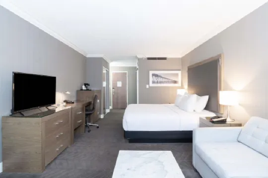 萊斯布里奇桑德曼簽名酒店