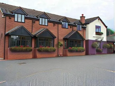 The Throckmorton Hotels in Arrow with Weethley