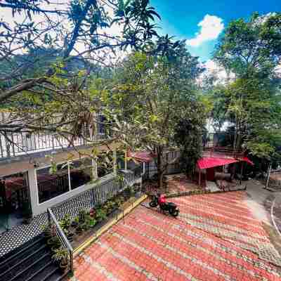 MAPLE HILL RESORT Hotel Exterior