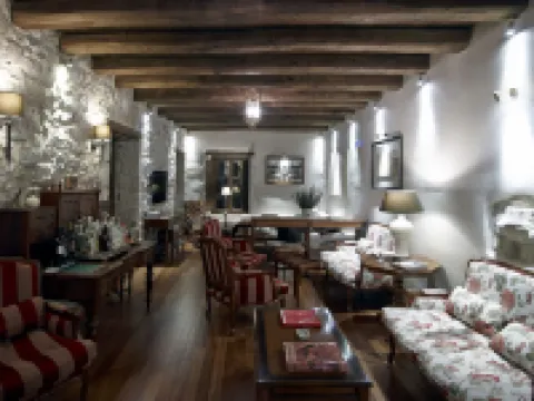 ヴィラ ヴァジェール トリポリスのホテル