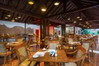 The Hotel @ Tharabar Gate - breakfast