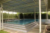 Green Patriot Resort Tarogong Kaler 호텔