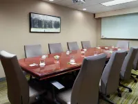 梅肯萬怡酒店 比伯縣酒店