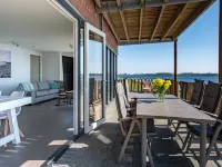 Exclusive Apartment on the Ground Floor Directly Located on the Water
