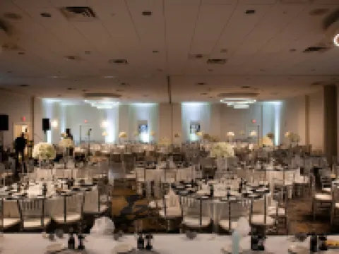 Delta Hotels Utica Hotels in Utica