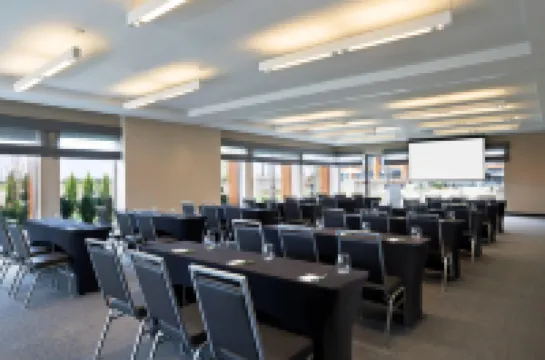 Element Vaughan Southwest