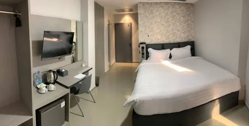 ALULA HOTEL MALINGPING Các khách sạn ở Malingping