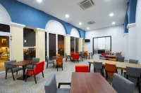 Holiday Inn Express Merida Centro Hotels in Merida