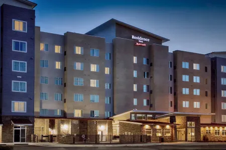 Residence Inn Lake Charles Отели в г. Приен