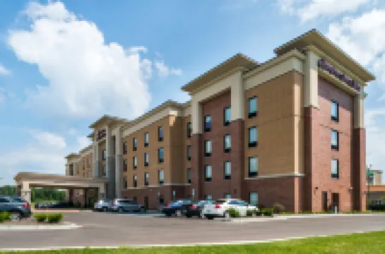 Hampton Inn & Suites Detroit/Wixom Hotels in Wixom