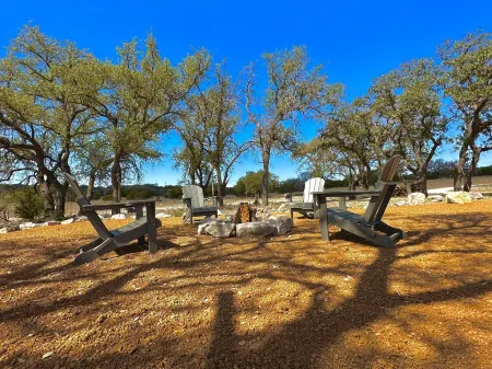 Double T Ranch House Отели в г. Кимбл