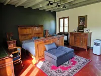 In a historic park, close to Lake Como and Milan. Hotels in Olgiate Molgora