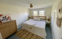 Egg Harbor Getaway. Close to it all: Town, beach, Fun Park etc pet friendly!