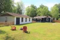 Forest Access - Hike/Bike Paradise - 5 min to Brevard - Walkable to Restaurants Hotels near Allison-Deaver House