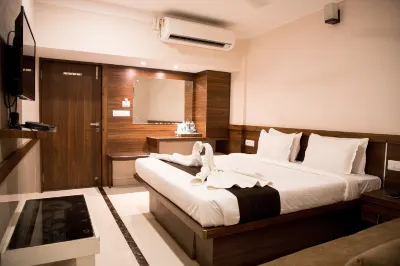 Hotel Paras, Jabalpur