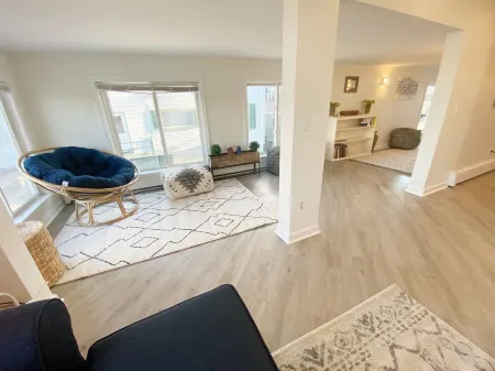 Bliss Beach House ♦ Vast Ocean Views ♦ Skydeck ♦ Private Hot Tub