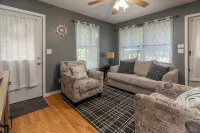 Cozy, Pet Friendly, Professional Host, Convenient Location