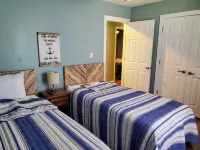 The Ducks Summer Nest @ White Lake NC.  A cozy, 5-bedroom 3-bath cabin.