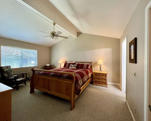 Cozy Townhome on Plumas Pines Hotels in Plumas Eureka