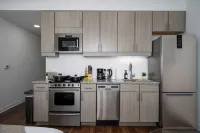 Modern Studio Getaway w/Private Balcony