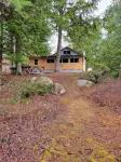 Waterfront "Rivah Lodge",Ultimate "OFF GRID" ExperienceNice Drive to Acadia