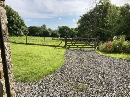 Cosy modern barn annex for two people.