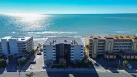 Luxury Beach Escape near John's Pass - Seaview #403 - 4 stjerner