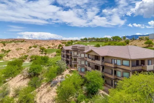 Spacious 2BR Condo with Secondary Suite on Wolf Creek Golf Course – Sleeps 8! Hotels in Mesquite