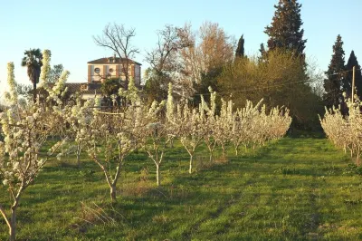 Charming rural house with swimming pool 3 km from the city of Granada. parking Hotel in zona Aeroporto di Granada
