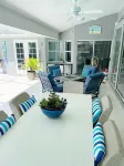 Sunny Suite Retreat! – 7 Bed, 4 Bath, FREE Heated Spa & Pool