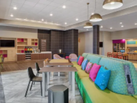 Home2 Suites by Hilton Batesville Hotels in Batesville