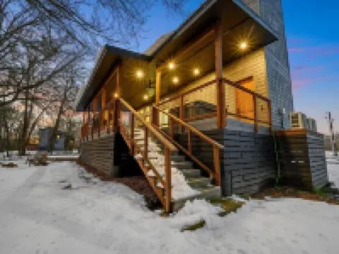 Many River Retreat Hotels in Broken Bow