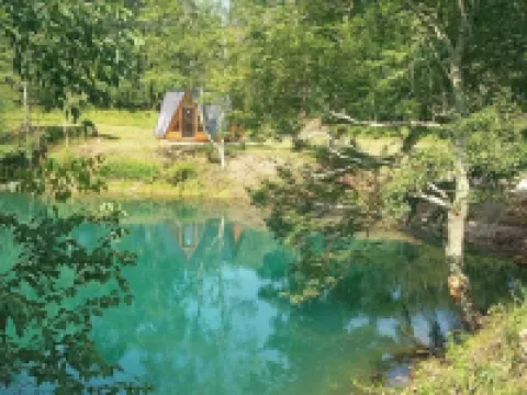 Waterfront Glamping Cabin On Private Blue Water Mountain Top Lake Hotels in Union