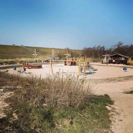 Cozy vacation home near the North Sea