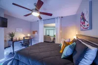 3/2 King Bed 5mins MD Anderson NRG Free washing