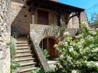 beautiful house 18th cen time fans of old stones and history Hotel a Siorac-en-Perigord
