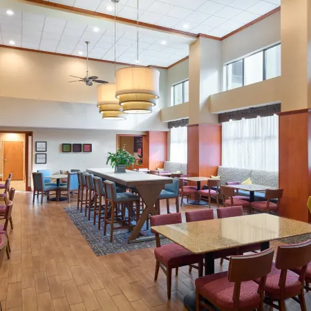 Hampton Inn & Suites Providence/Smithfield