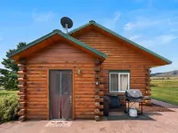 Paradise Ranch: 2 Cabins Great for Families, Wedding Guests, Montana Adventurers Hotels in Pray