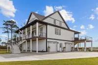 Summer Breeze beach and boaters retreat. Brand new house with tons of activities 레이크 로드 와이너리 주변 호텔