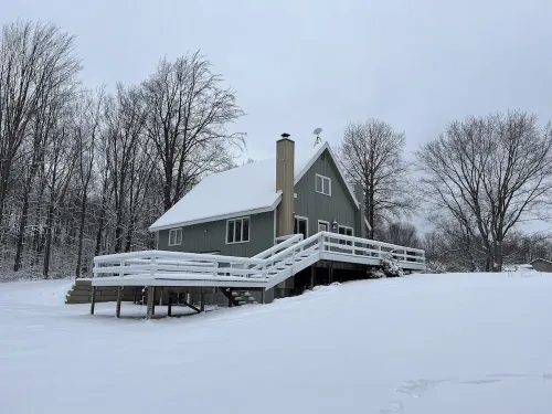 Hot Tub 15 Minutes to Boyne and Nubs! 메이플 리버 타운쉽 호텔