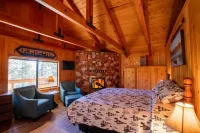 Green Door Lodge- Duck Creek Village, Ut. -3bd/2ba - Pet Friendly!