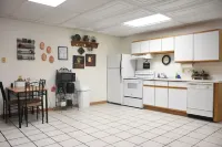 Mulholland Garden Apartment Hotels in Nauvoo