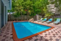Coastal house in the Florida Keys with pool in a private area. - Kolam Renang Peribadi