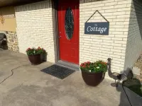 Cozy Cottage on 7 acres