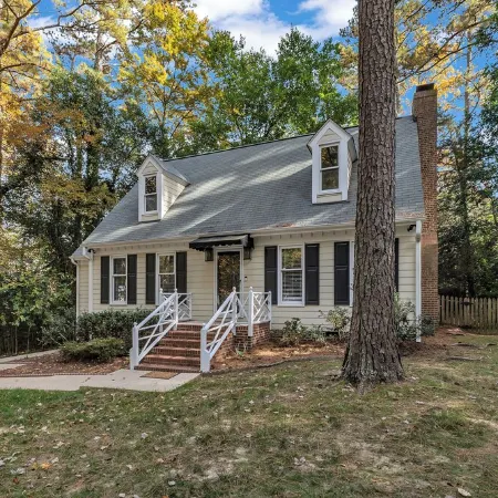 The Dogwood Cottage