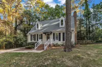The Dogwood Cottage