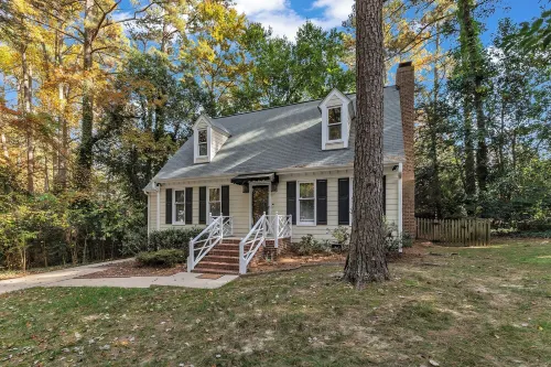 The Dogwood Cottage Hotels in Wake County