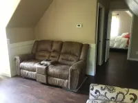 Perfect Aggie Game Day Place or Secluded  Oasis for a getaway. Hotels in Madison County