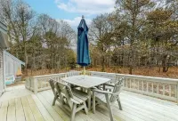 Wood Duck Retreat, minutes from Beach and Pond! On bike path