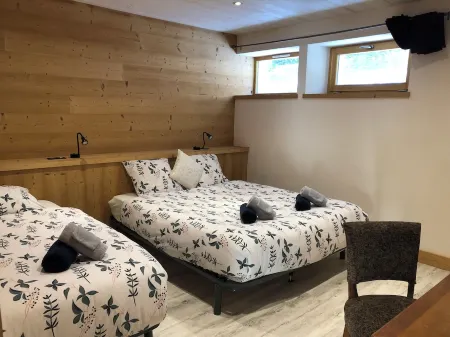 Chalet de Popy Ancienne Ferme Rénovée - 9 Pers. Sauna - Wifi - Animaux Acceptés